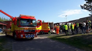 Assistancekåren Falun/Borlänge visar upp bärgningsbilar på mässan Säker Trafik.
